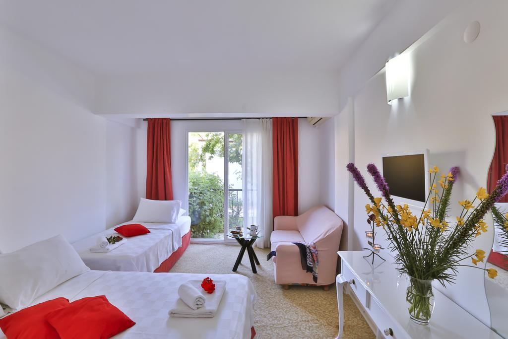 Kiraz Butik Hotel Alaçatı Room photo