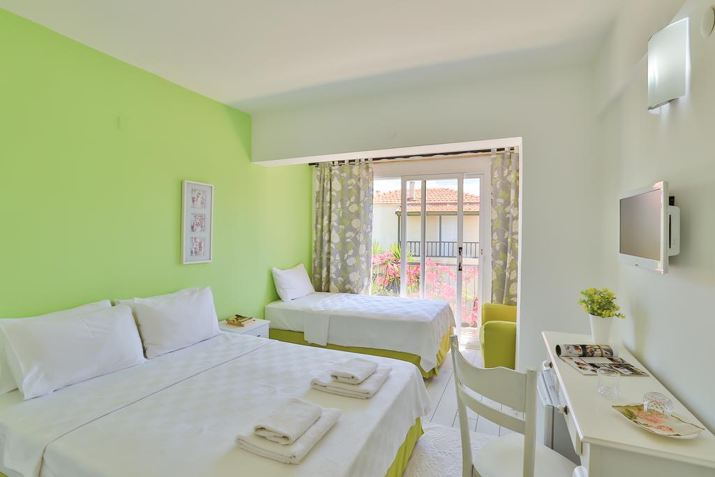 Kiraz Butik Hotel Alaçatı Exterior photo